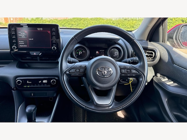 Used Toyota Yaris 2022 for sale - 76121340: Photo 8