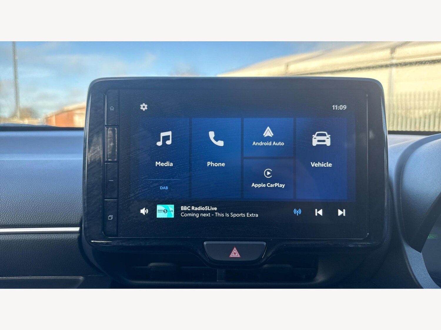 Used Toyota Yaris 2024 for sale - 77574888: Photo 9