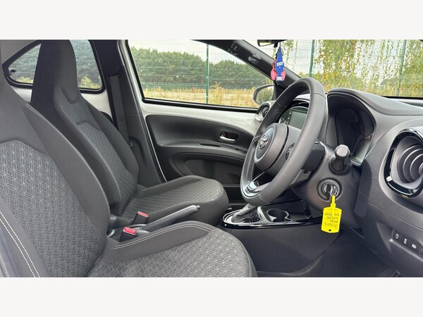 Used Toyota Aygo X 2023 for sale - 76152441: Photo 13