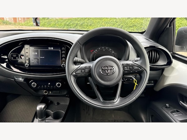 Used Toyota Aygo X 2023 for sale - 76152441: Photo 8