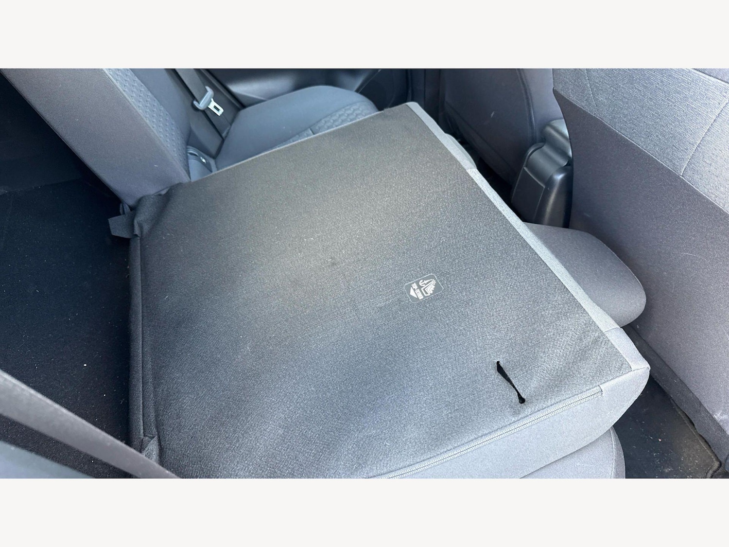 Used Toyota Yaris 2023 for sale - 78157440: Photo 20