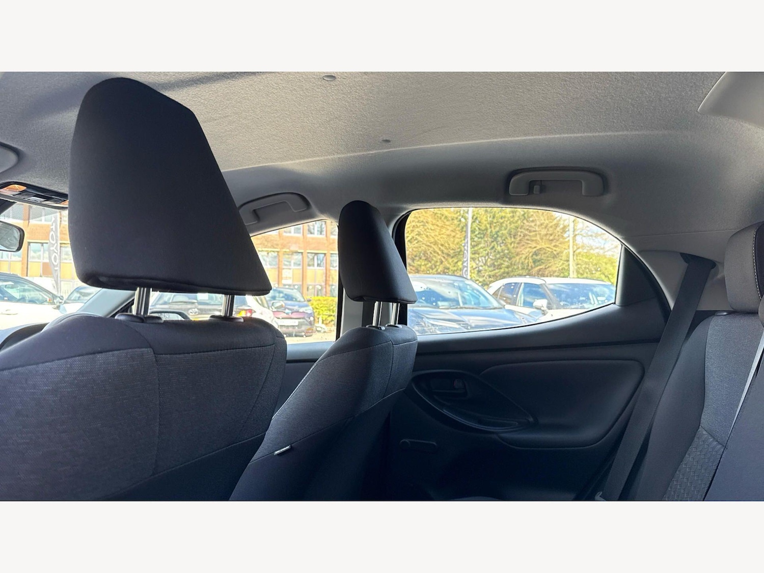 Used Toyota Yaris 2023 for sale - 78157440: Photo 21