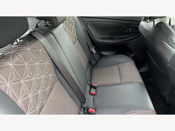 Used Toyota Yaris Cross 2023 for sale - 76227358: Photo 14