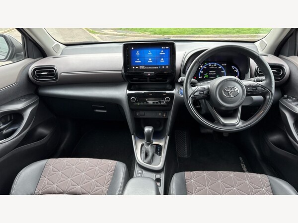 Used Toyota Yaris Cross 2023 for sale - 76227358: Photo 7