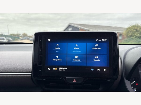 Used Toyota Yaris Cross 2023 for sale - 76227358: Photo 9
