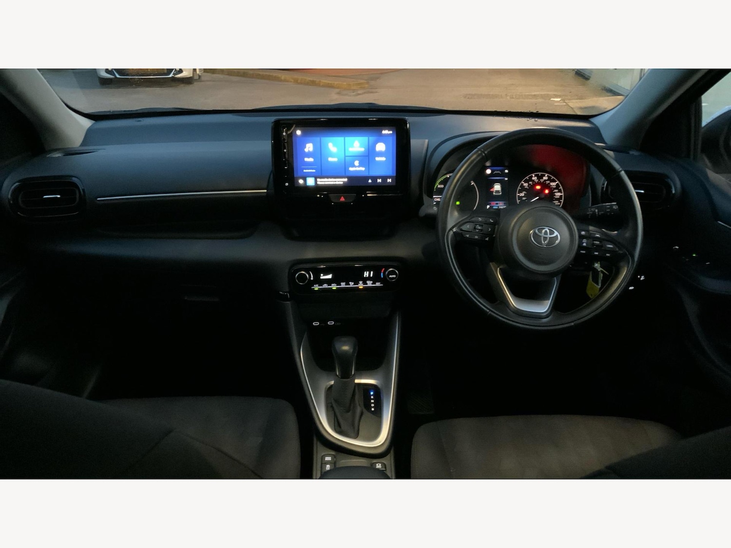 Used Toyota Yaris 2024 for sale - 77497015: Photo 7