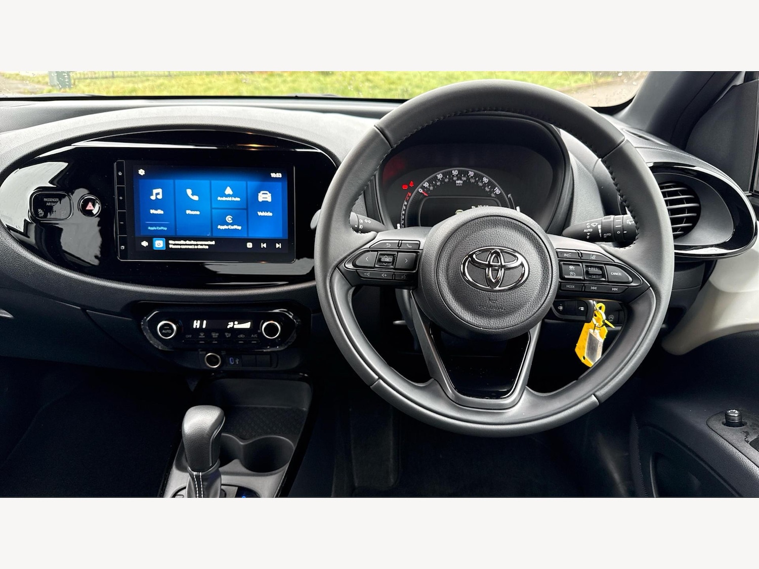 Used Toyota Aygo X 2025 for sale - 77175692: Photo 8