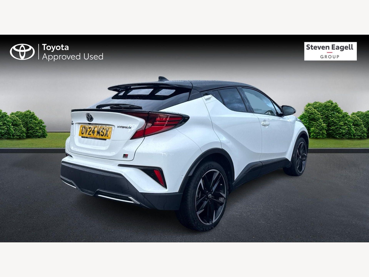 Used Toyota C-HR for sale - 77633136: Photo 2