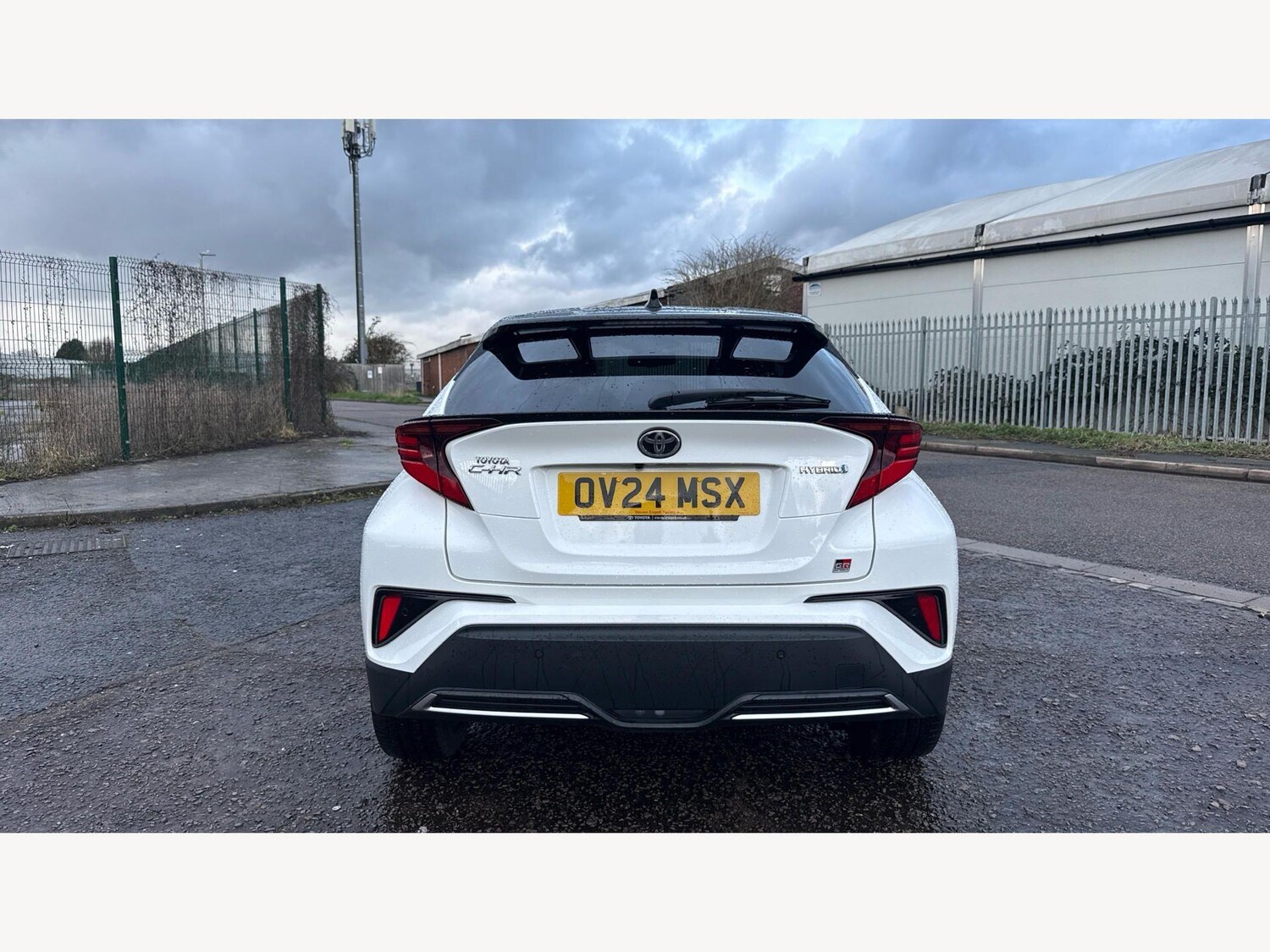 Used Toyota C-HR for sale - 77633136: Photo 21