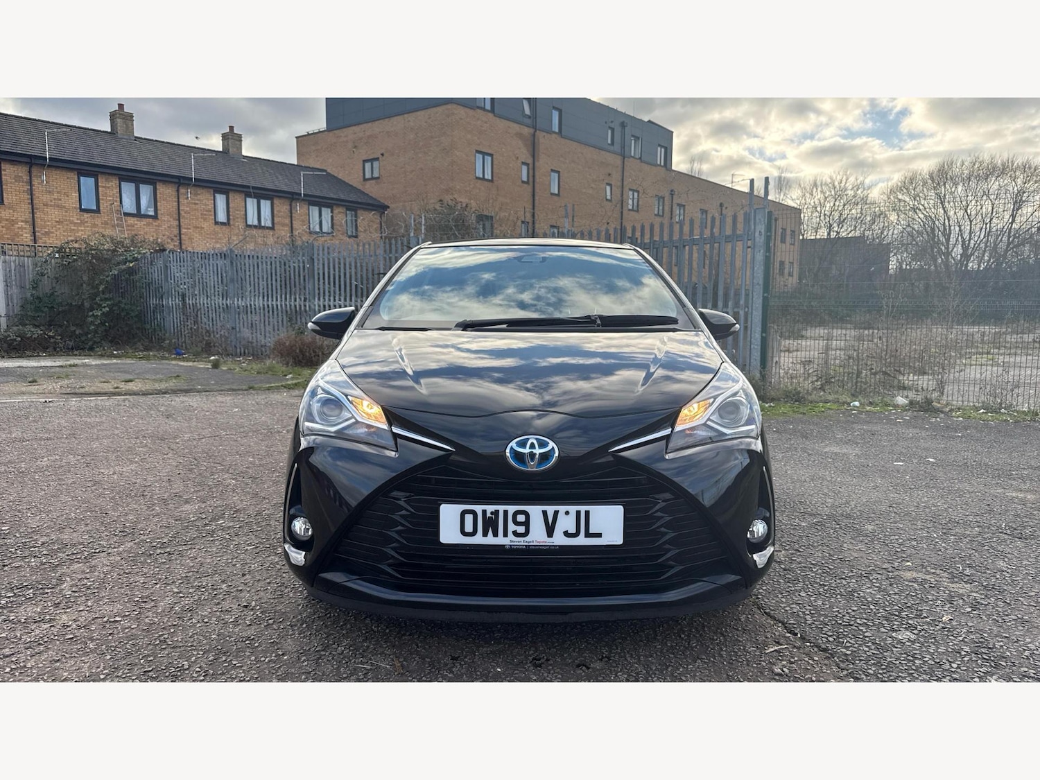Used Toyota Yaris 2019 for sale - 77057441: Photo 17