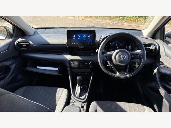Used Toyota Yaris 2024 for sale - 76226851: Photo 7