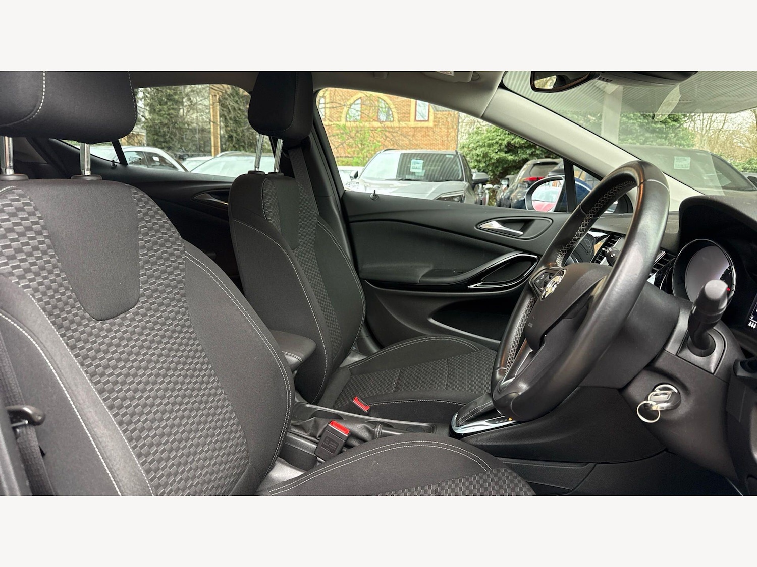 Used Vauxhall Astra 2018 for sale - 78136124: Photo 13