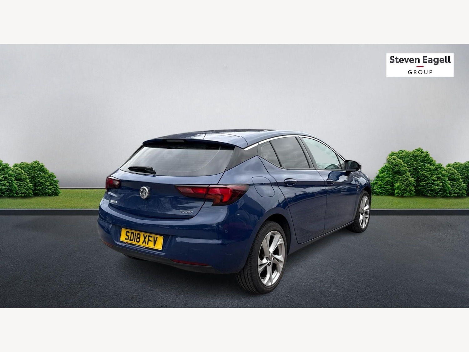 Used Vauxhall Astra 2018 for sale - 78136124: Photo 2
