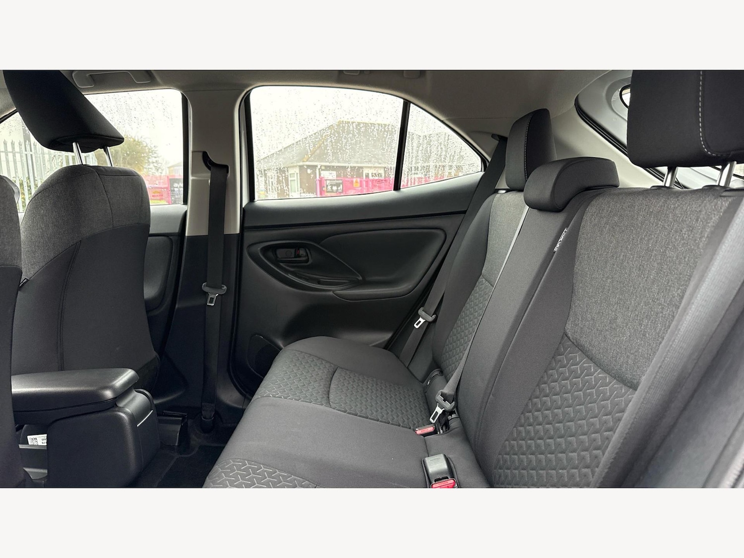 Used Toyota Yaris Cross 2023 for sale - 77155625: Photo 15