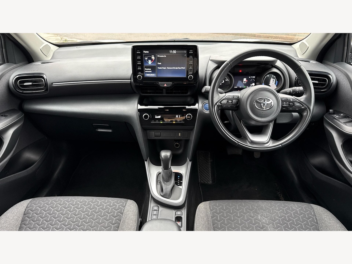Used Toyota Yaris Cross 2023 for sale - 77155625: Photo 7