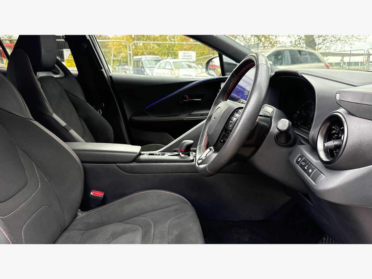 Used Toyota C-HR 2024 for sale - 76671473: Photo 13