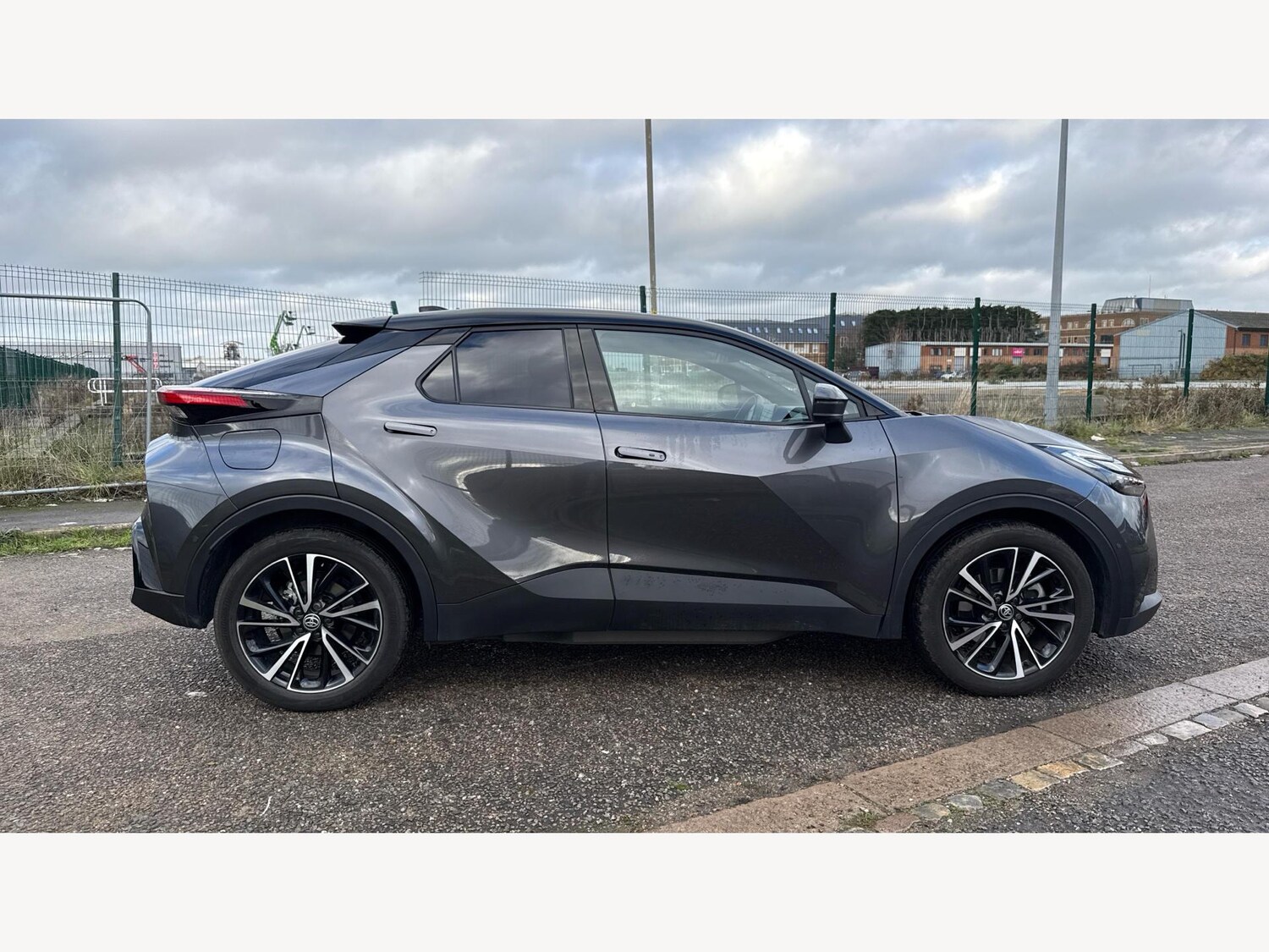 Used Toyota C-HR for sale - 77625990: Photo 18