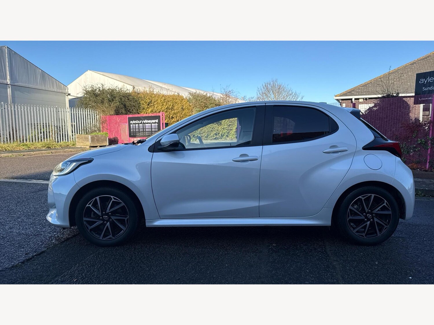 Used Toyota Yaris 2023 for sale - 77074173: Photo 19