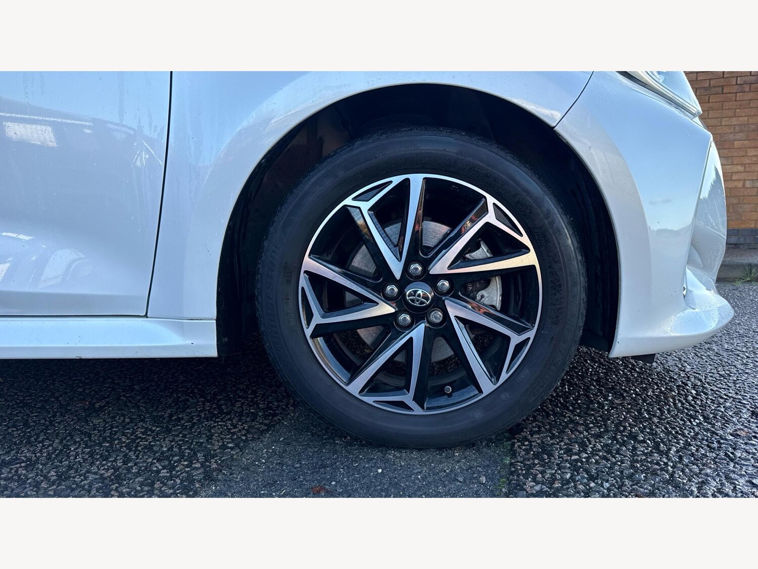 Used Toyota Yaris 2023 for sale - 77074173: Photo 20