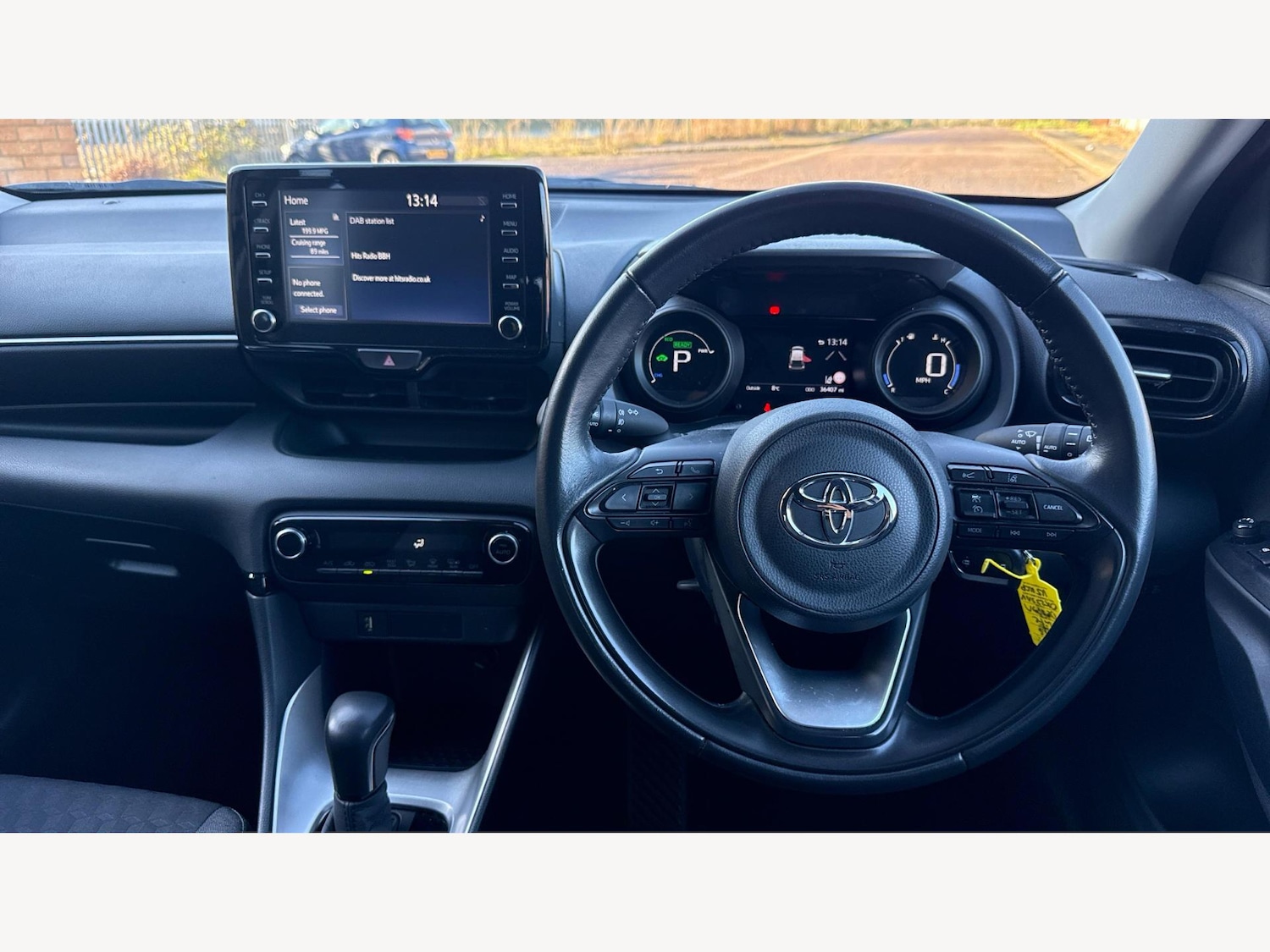 Used Toyota Yaris 2023 for sale - 77074173: Photo 8