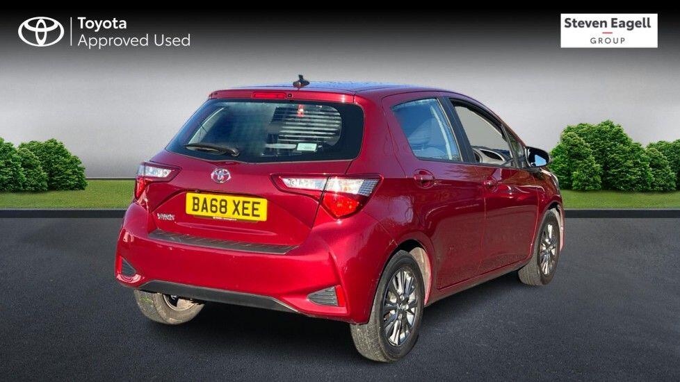 Used Toyota Yaris 2019 for sale - 76781324: Photo 2