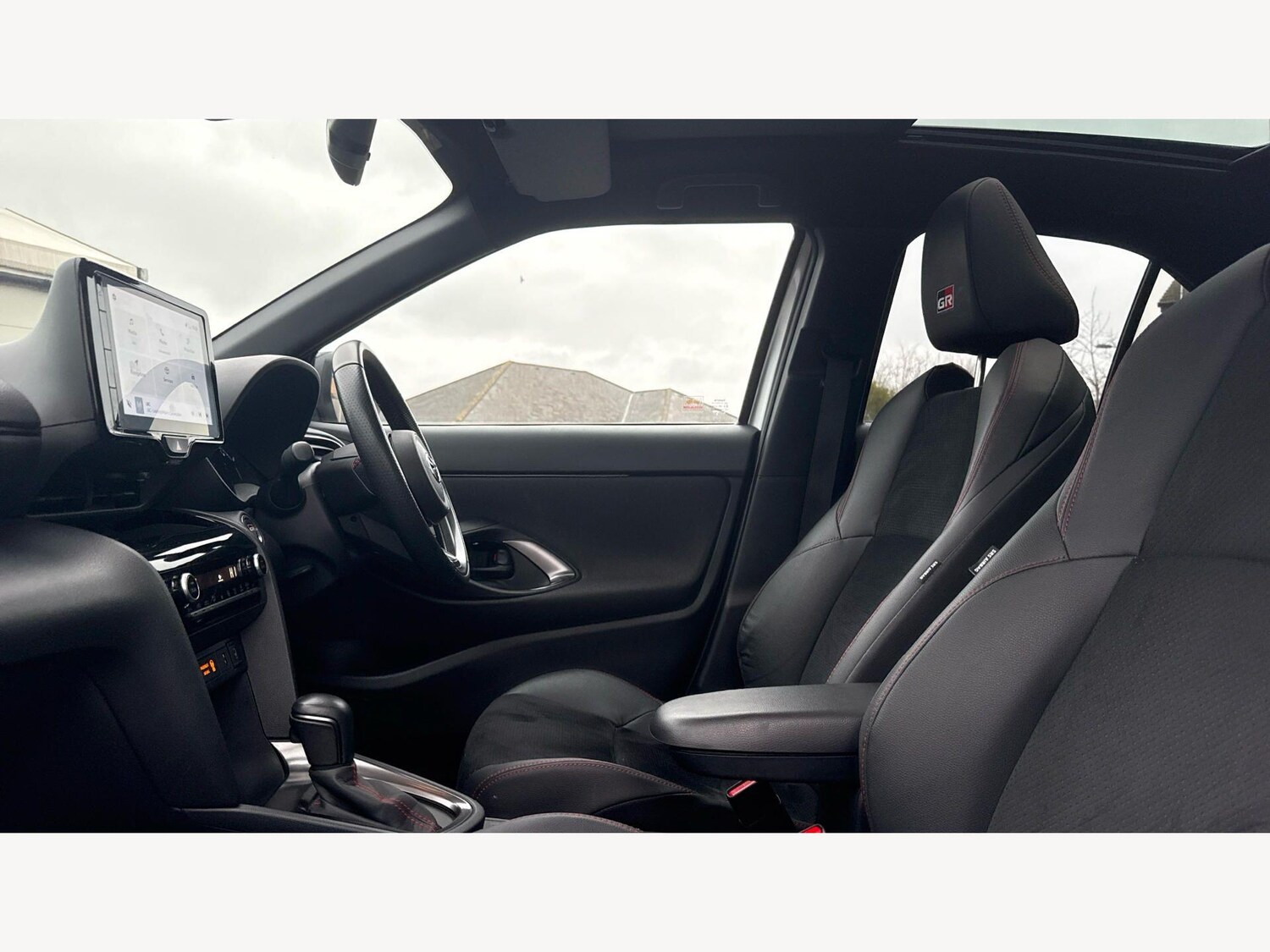 Used Toyota Yaris Cross for sale - 77909619: Photo 12