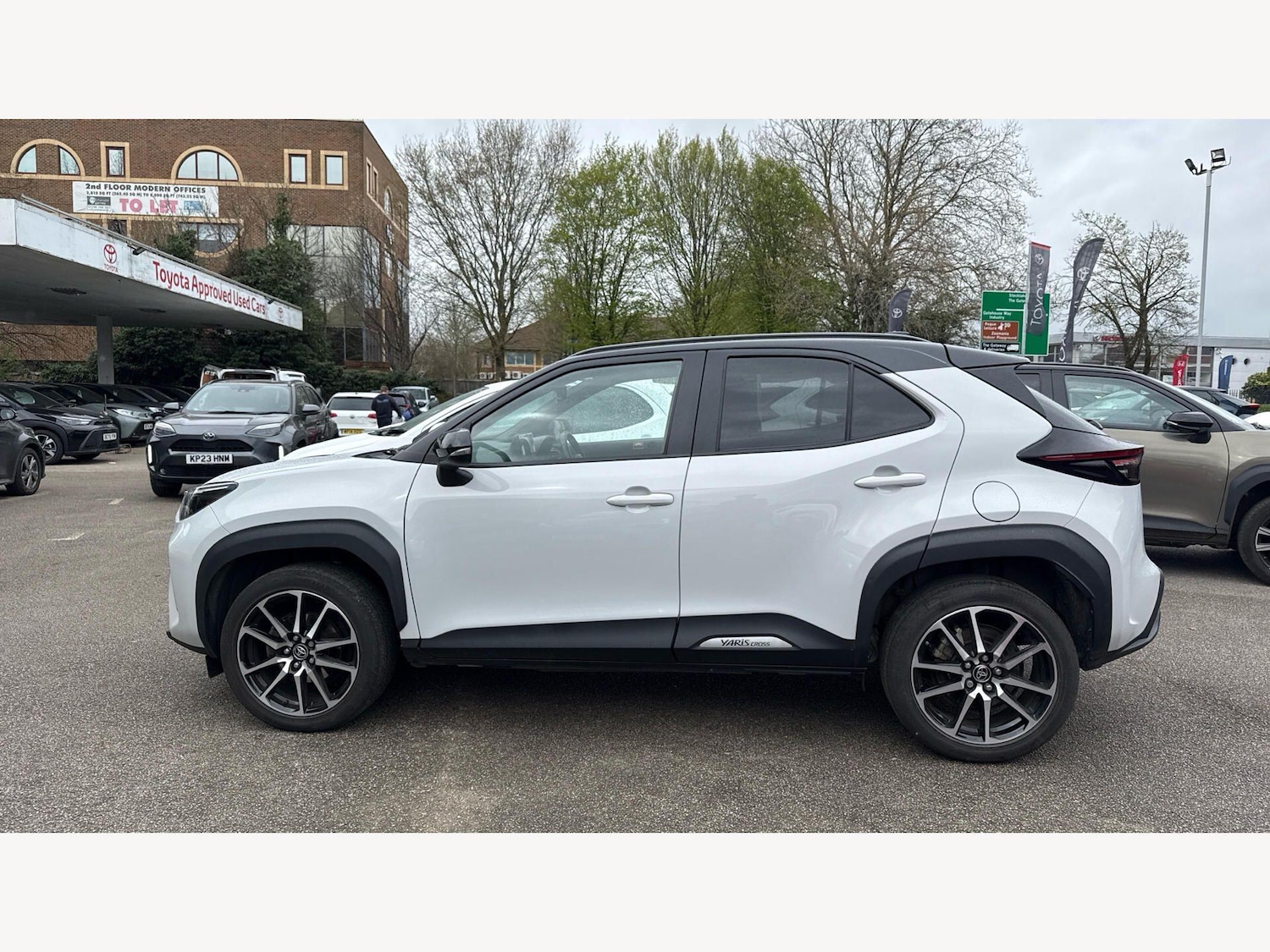 Used Toyota Yaris Cross 2023 for sale - 78063048: Photo 19