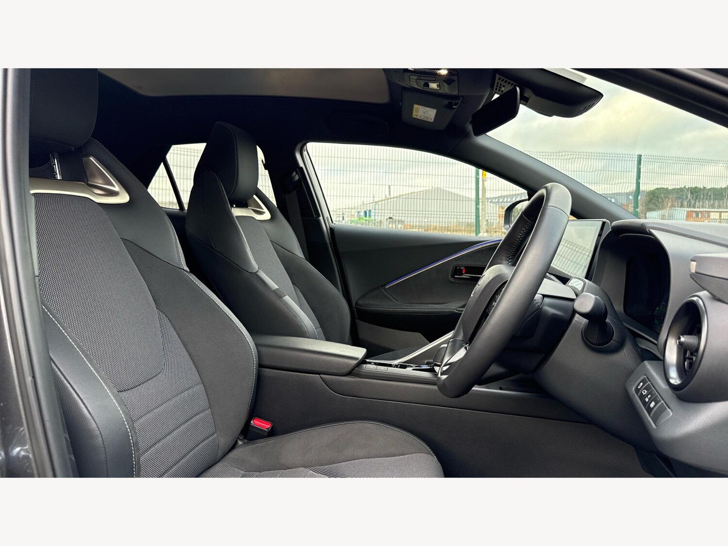 Used Toyota C-HR for sale - 77909609: Photo 13