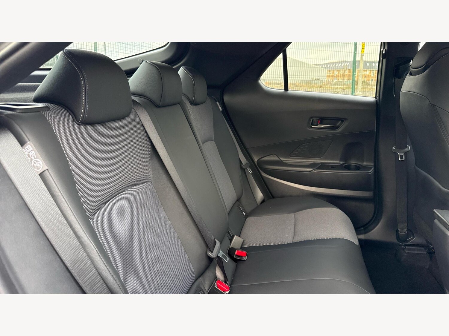 Used Toyota C-HR for sale - 77909609: Photo 14