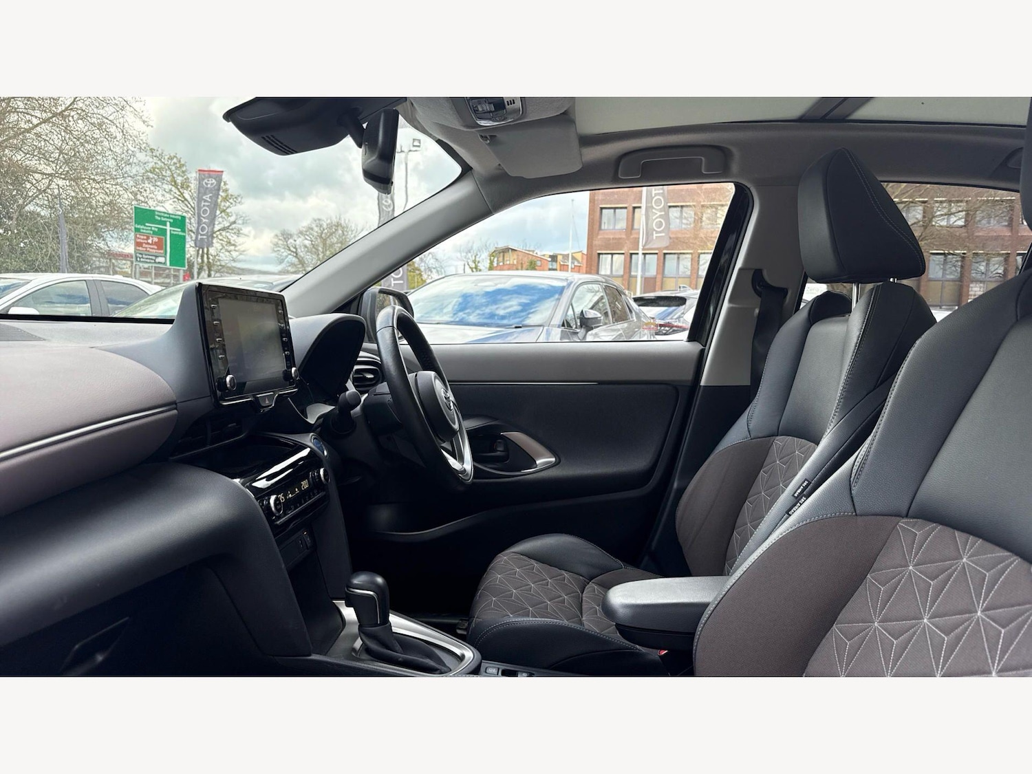 Used Toyota Yaris Cross for sale - 78116270: Photo 12