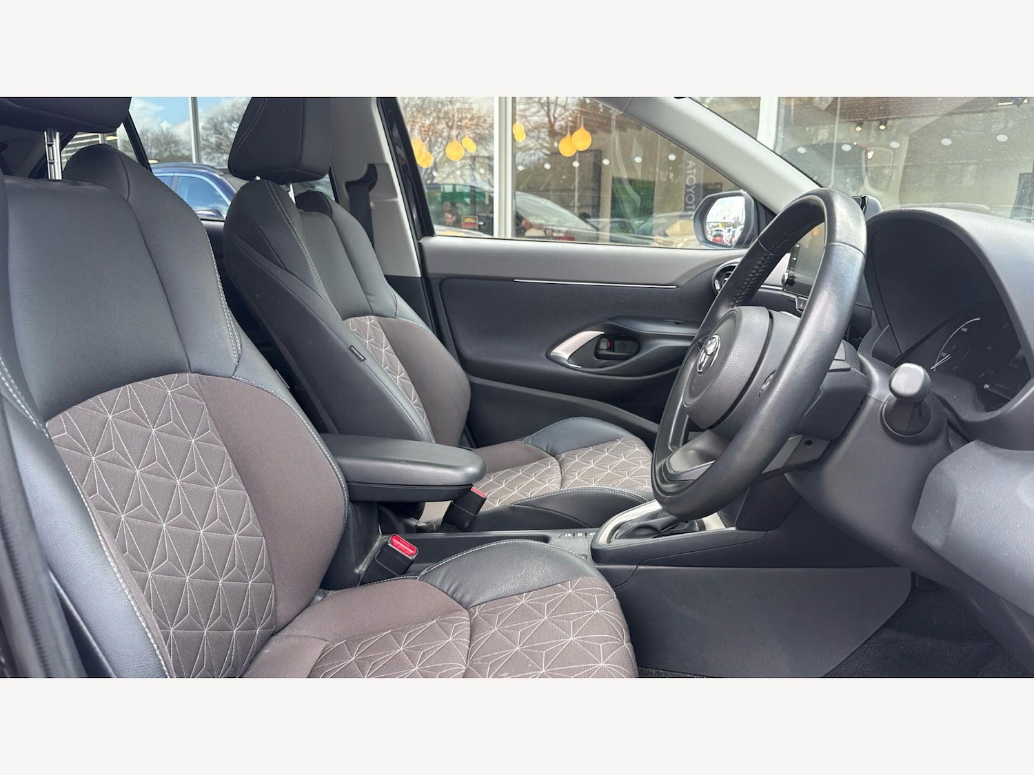 Used Toyota Yaris Cross for sale - 78116270: Photo 13