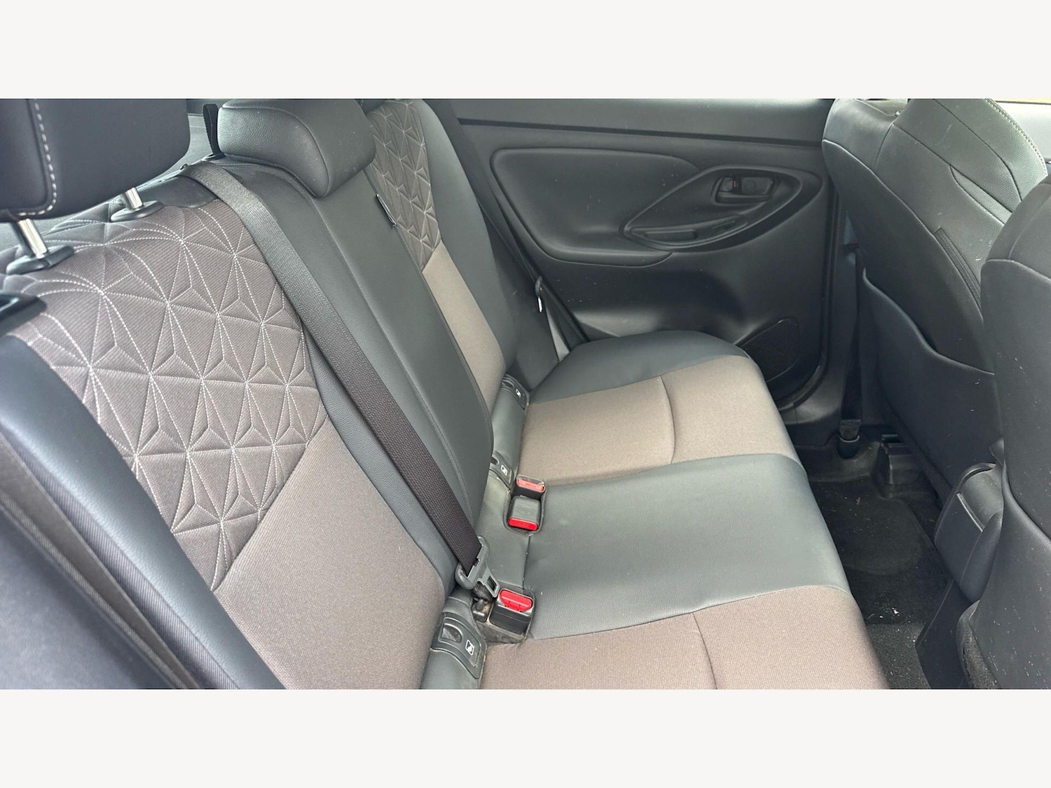 Used Toyota Yaris Cross for sale - 78116270: Photo 14