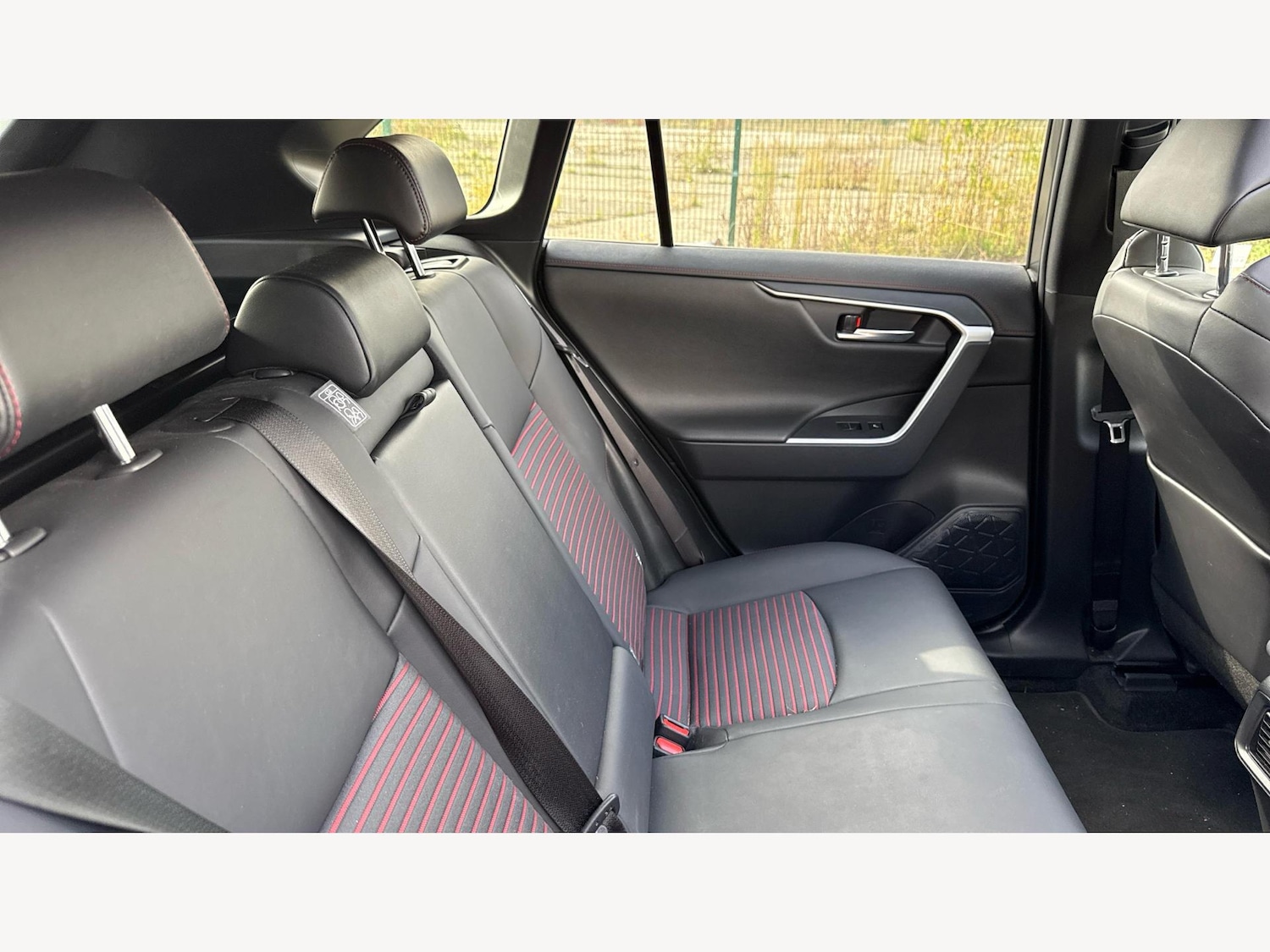 Used Toyota RAV4 2023 for sale - 76158730: Photo 14