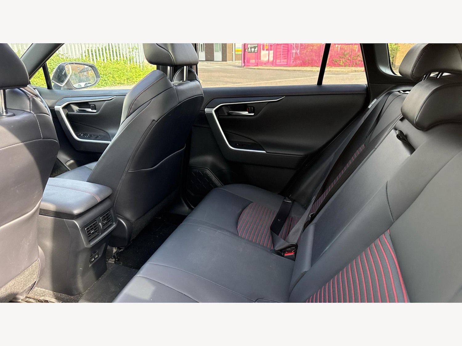 Used Toyota RAV4 2023 for sale - 76158730: Photo 15
