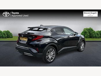 Used Toyota C-HR 2023 for sale - 75588364: Photo