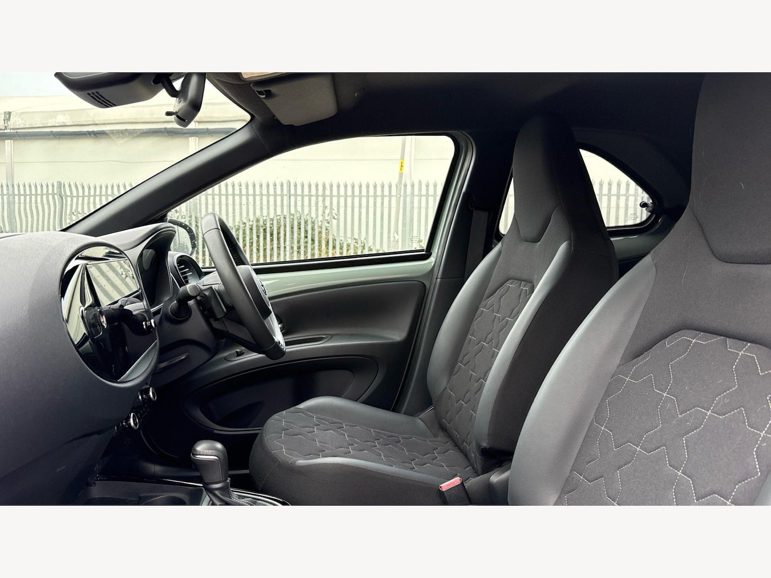 Used Toyota Aygo X 2024 for sale - 77737337: Photo 12