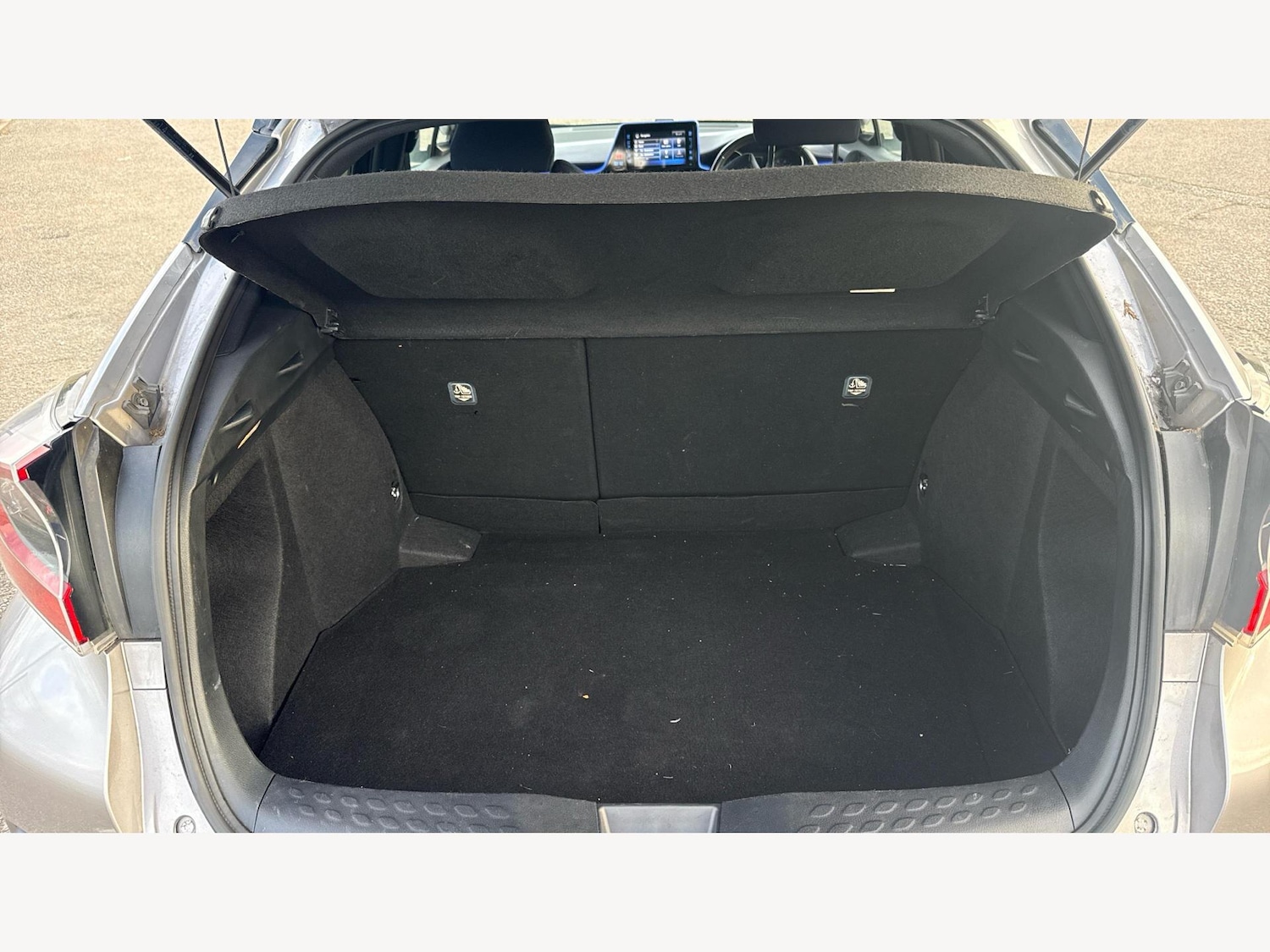 Used Toyota C-HR 2018 for sale - 77060368: Photo 16