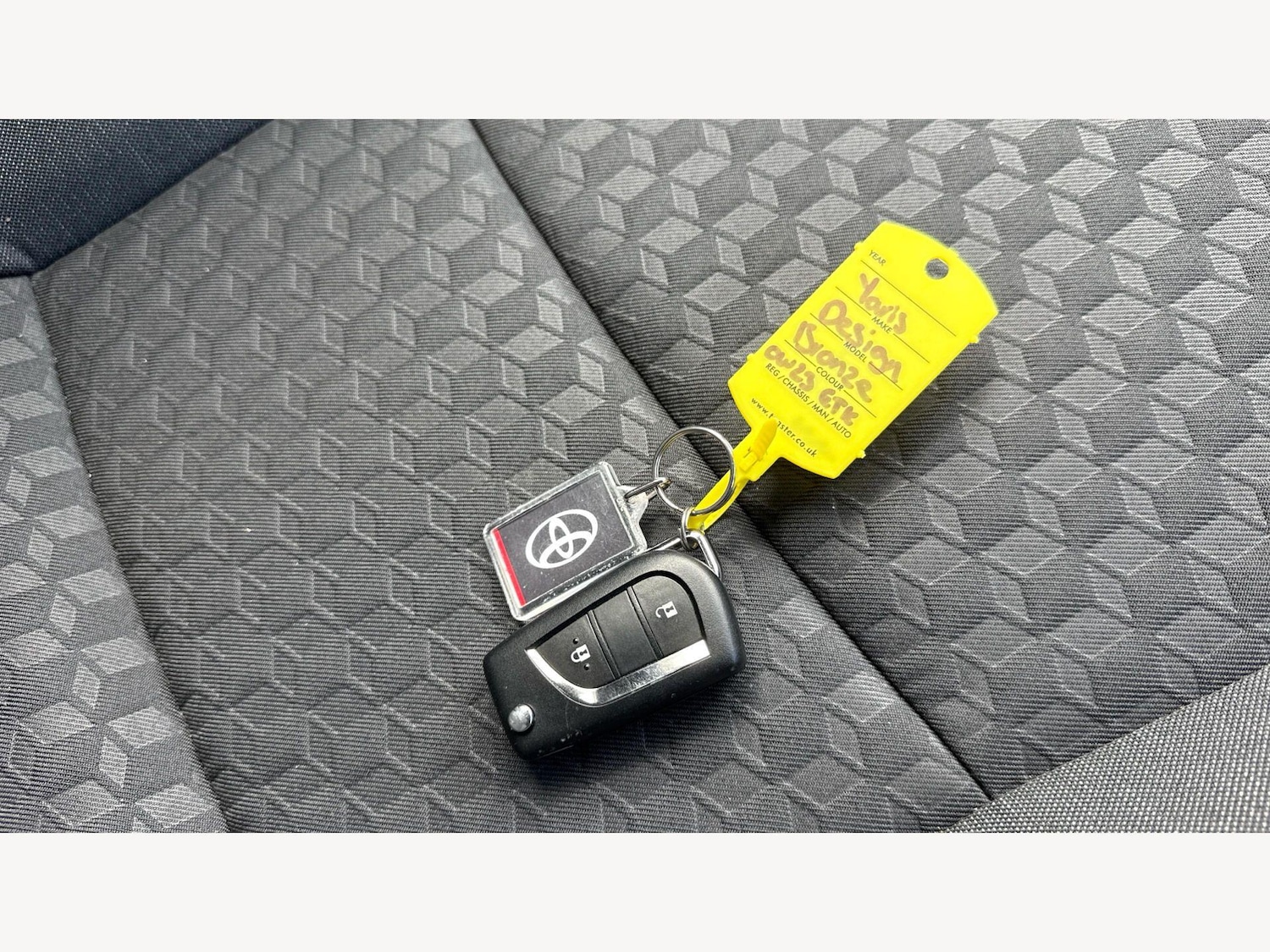 Used Toyota Yaris for sale - 78220264: Photo 30