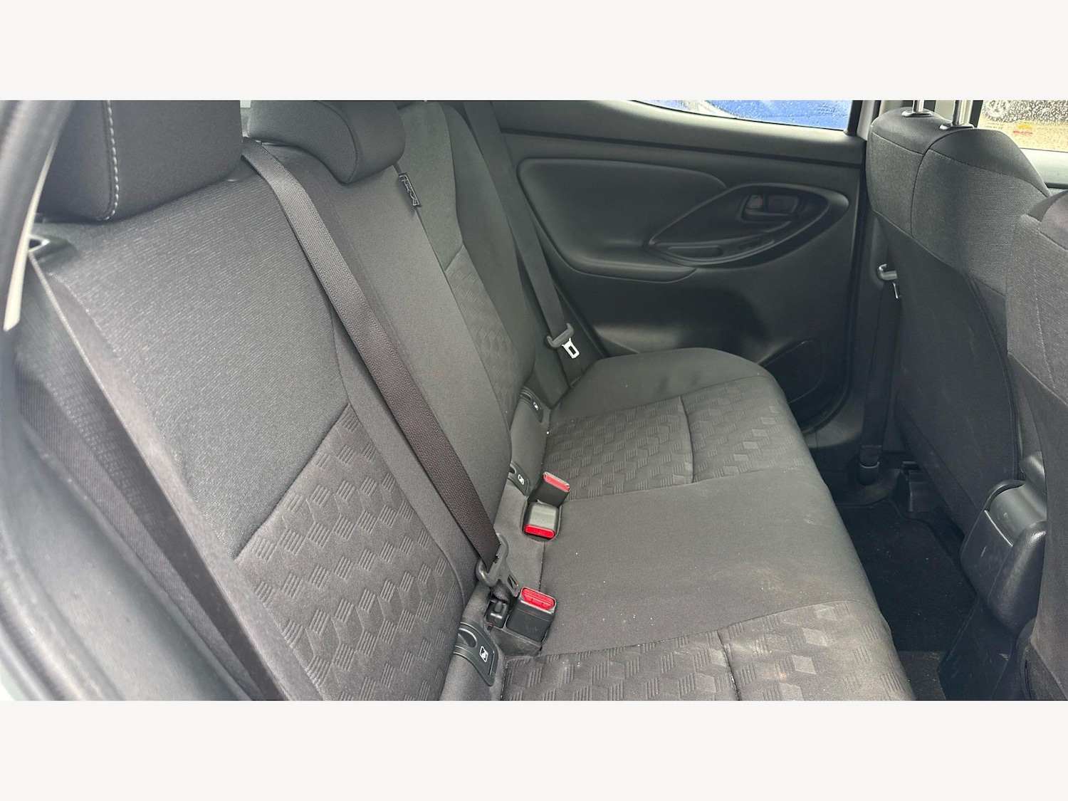 Used Toyota Yaris 2024 for sale - 78062919: Photo 14