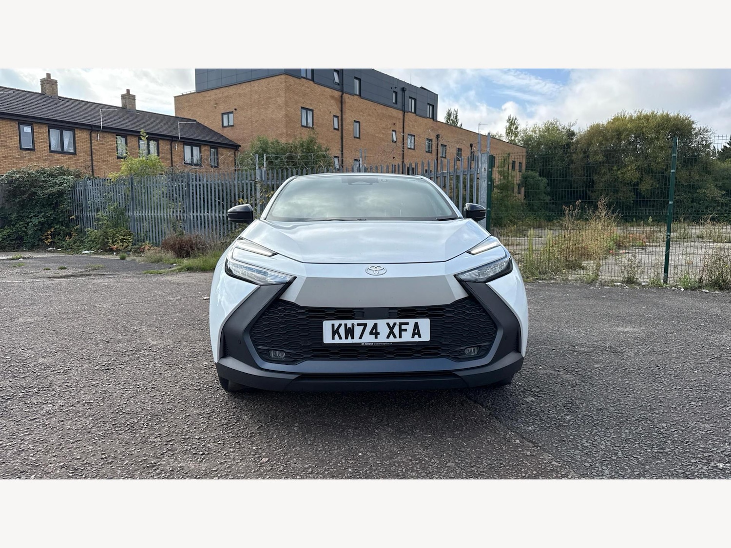 Used Toyota C-HR 2024 for sale - 76020983: Photo 17