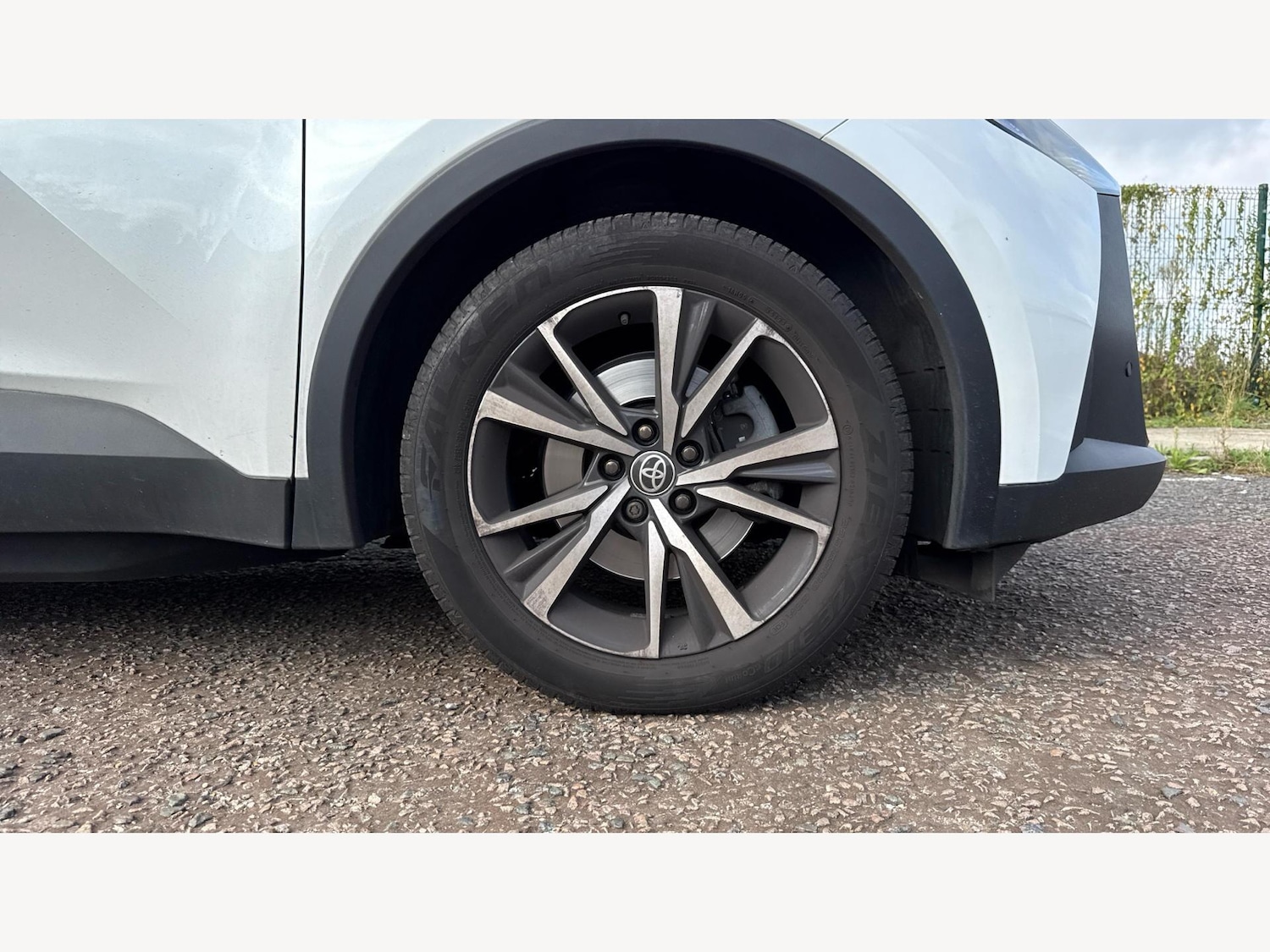 Used Toyota C-HR 2024 for sale - 76020983: Photo 20