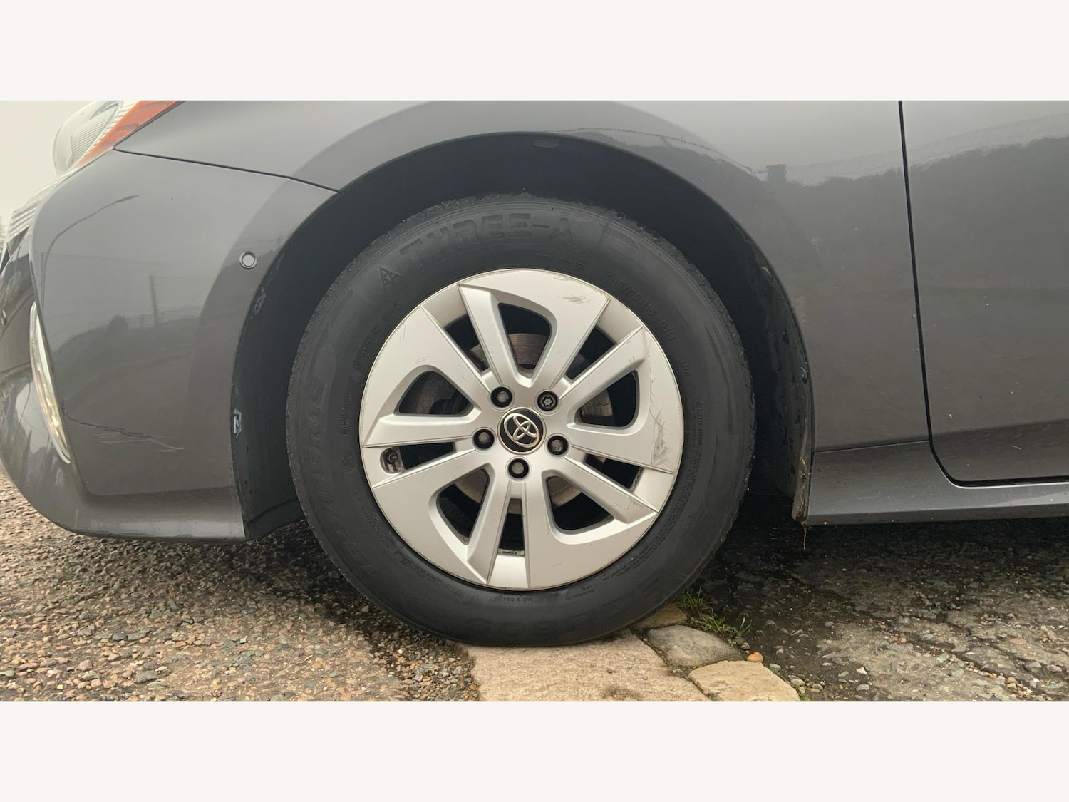 Used Toyota Prius 2017 for sale - 76592391: Photo 20