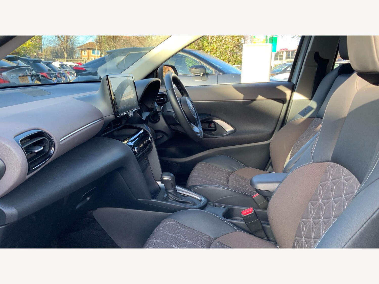 Used Toyota Yaris Cross 2023 for sale - 76701094: Photo 12