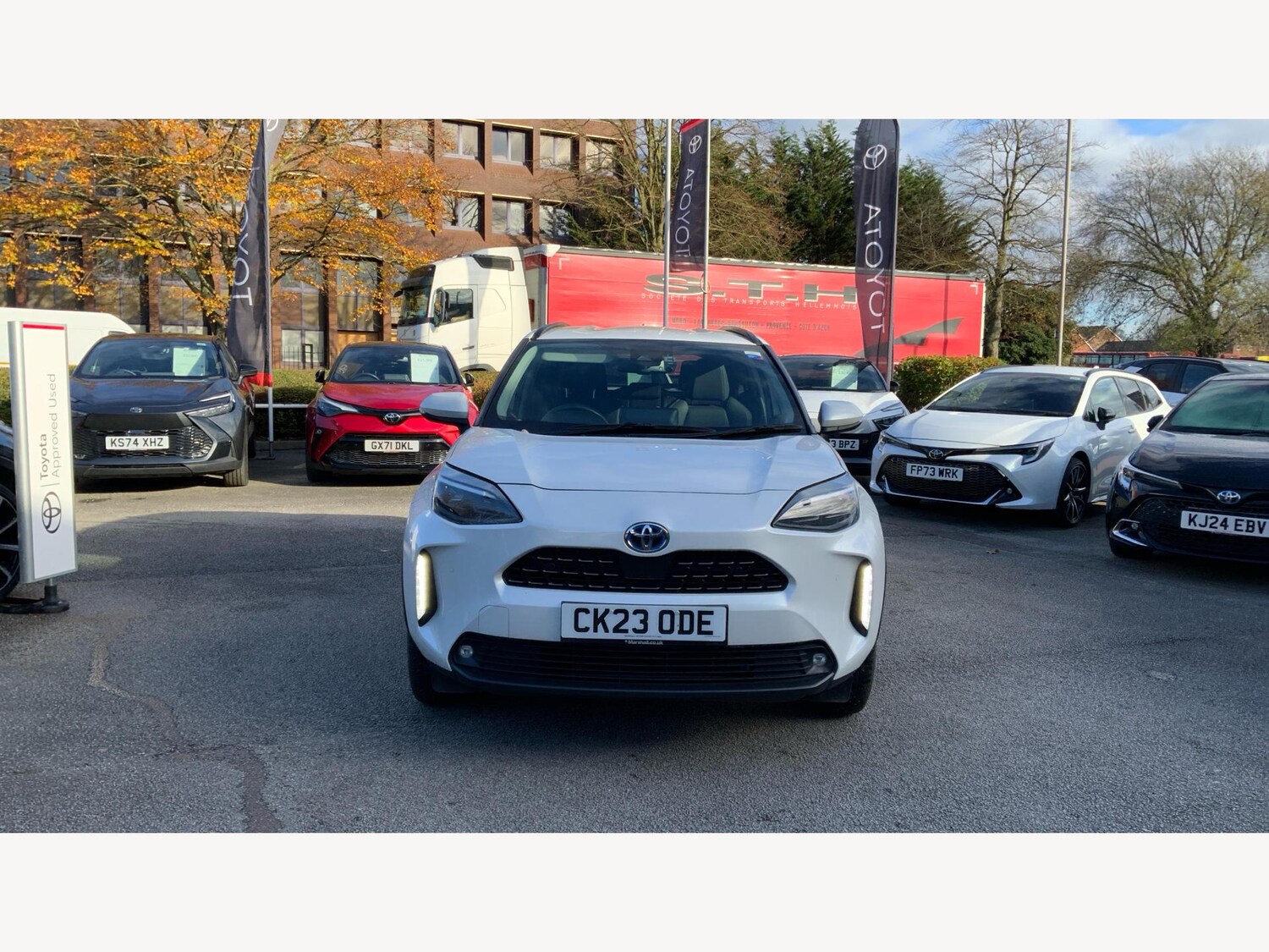 Used Toyota Yaris Cross 2023 for sale - 76701094: Photo 17