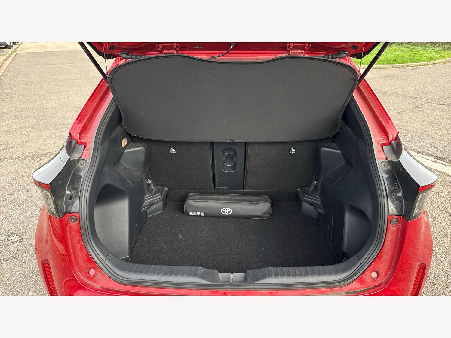 Used Toyota Yaris Cross 2024 for sale - 77229658: Photo 16