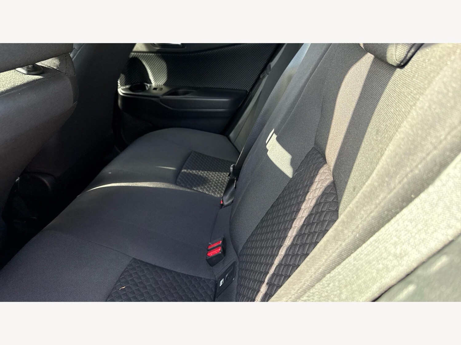 Used Toyota C-HR 2022 for sale - 76440881: Photo 15