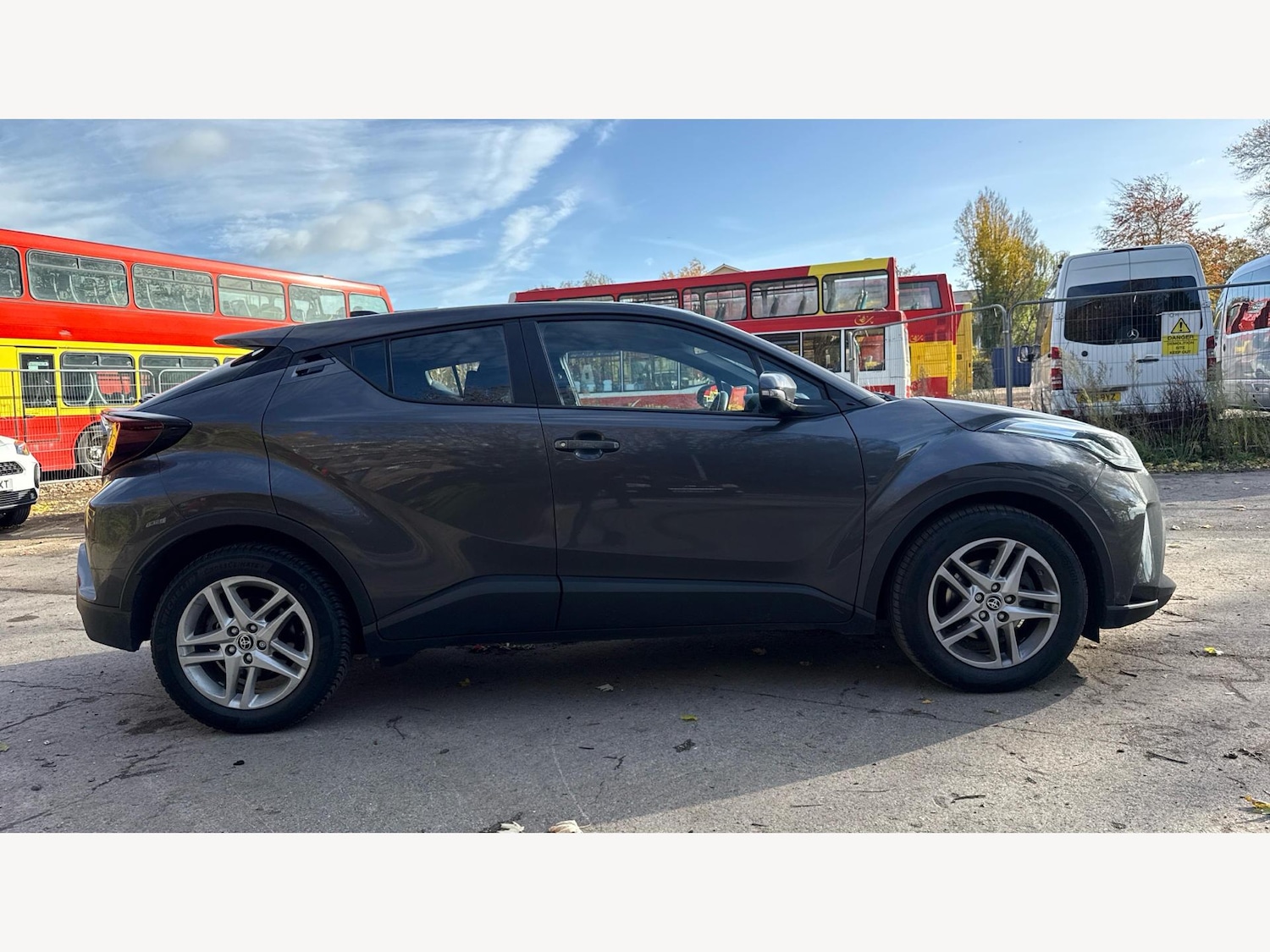 Used Toyota C-HR 2022 for sale - 76440881: Photo 18