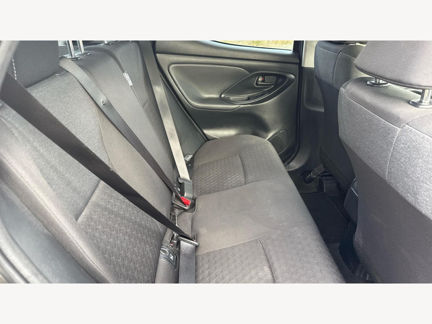 Used Toyota Yaris 2023 for sale - 76371123: Photo 14
