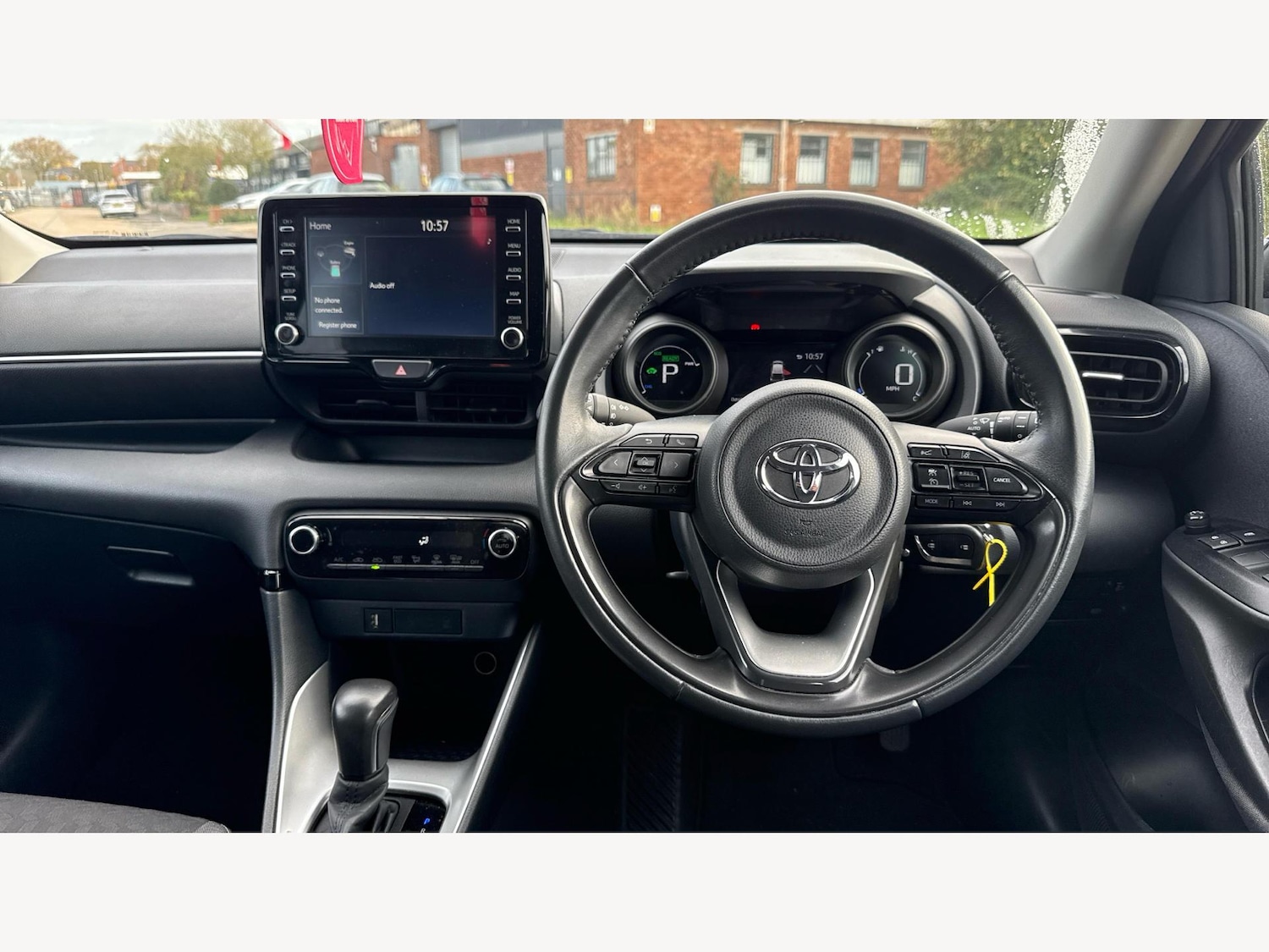 Used Toyota Yaris 2023 for sale - 76371123: Photo 8