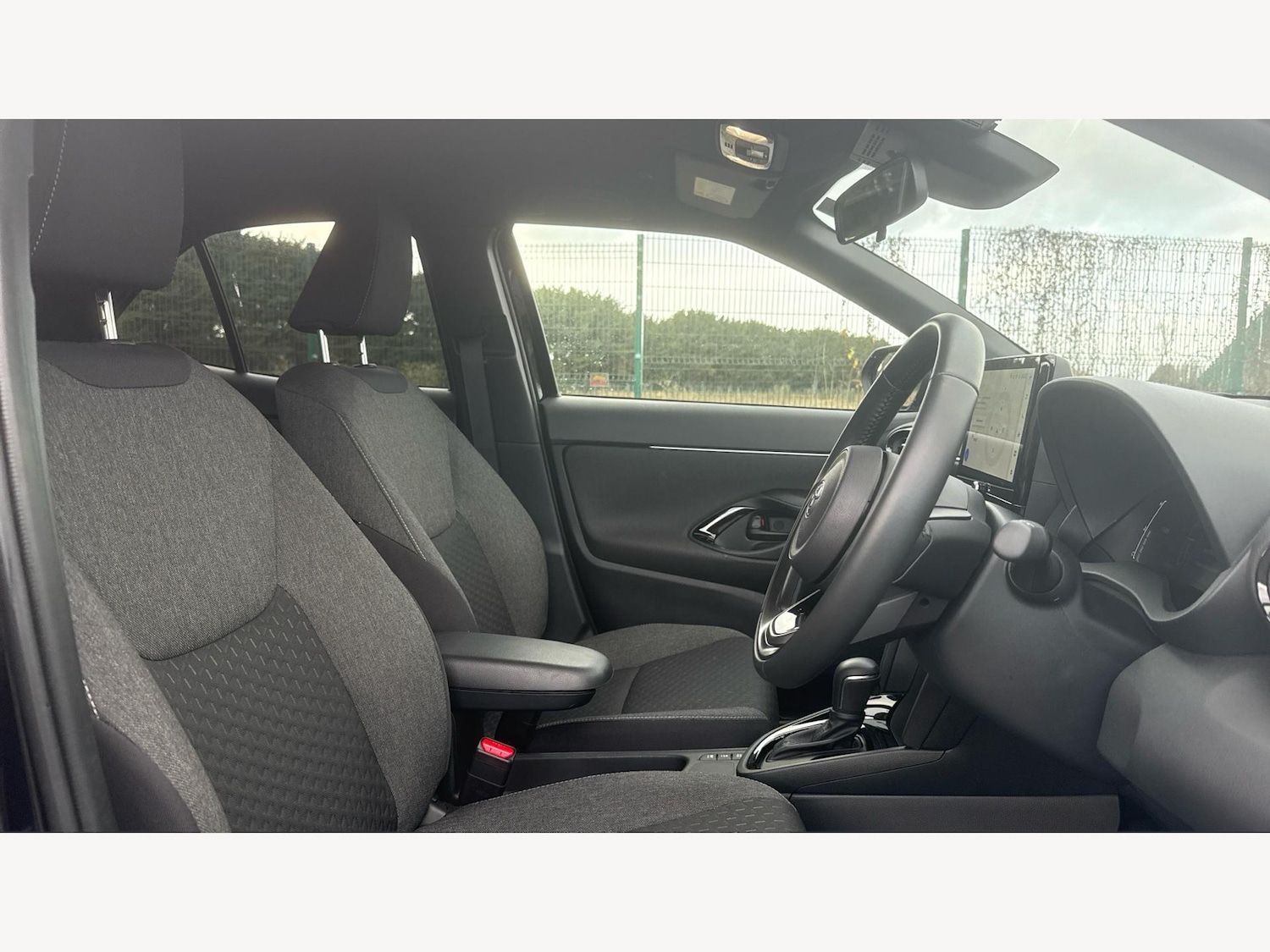 Used Toyota Yaris Cross 2025 for sale - 77021199: Photo 13